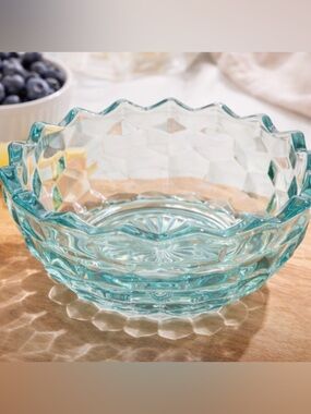 VTG Aqua Blue Pressed Glass Bowl Scalloped Edge Diamond Cut Fruit Dessert Dish